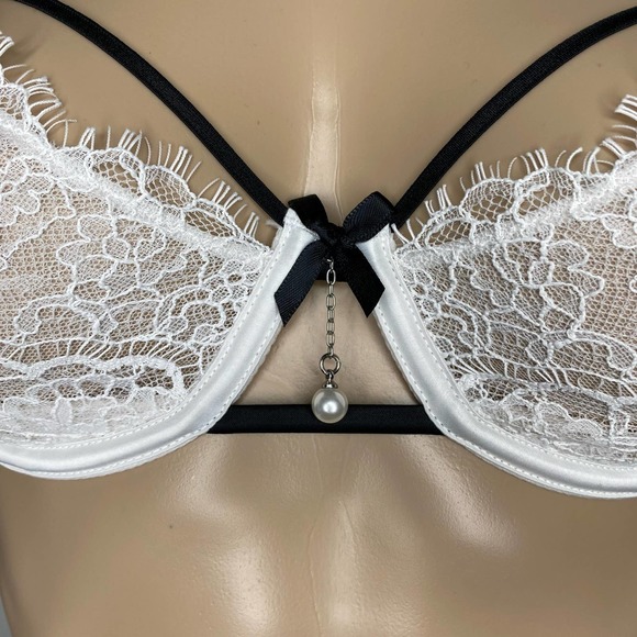 Victoria's Secret Dream Angels Wicked Unlined Lace Balconette Bra Push-up, 34B - Picture 3 of 6